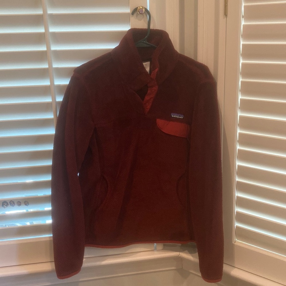 Patagonia womens fleece pullover burnt red